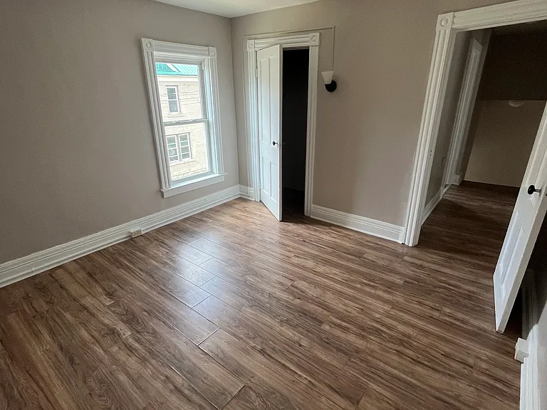 1 Lewis Pl — Photo 6