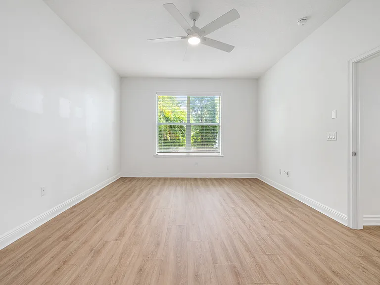 2806 Sanders Dr — Photo 20