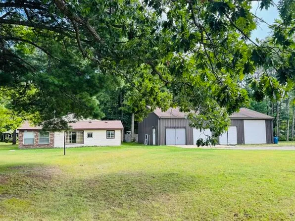 5329 Tower Hill Rd, Houghton Lake, MI 48629