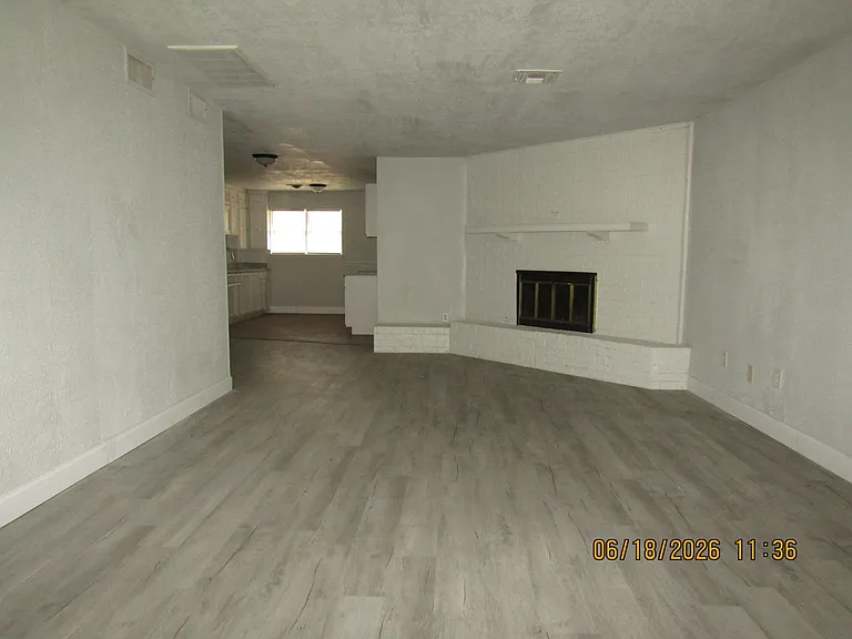 1202 NW Lake Ave — Photo 24