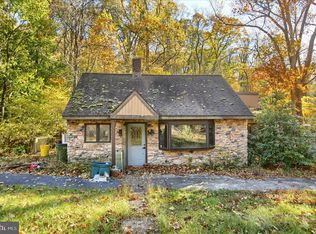 1025 & 1029 Roberts Valley Rd, Harrisburg, PA 17110