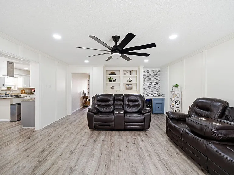 12935 Belgrave Dr — Photo 6