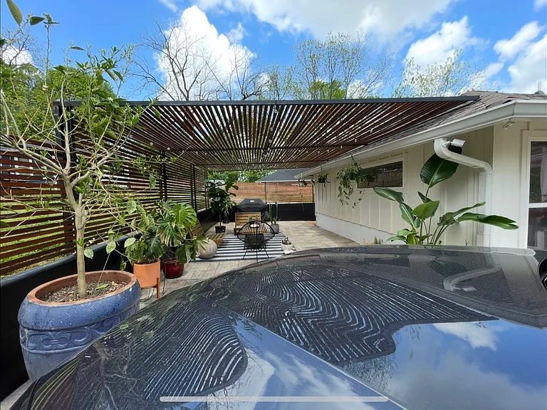 1431 Boulevard SE — Photo 30