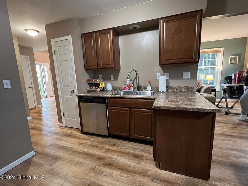 4th image of 536 Elk Circle