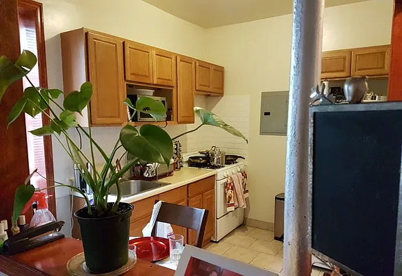 Rented by Aamen Realty | media 3