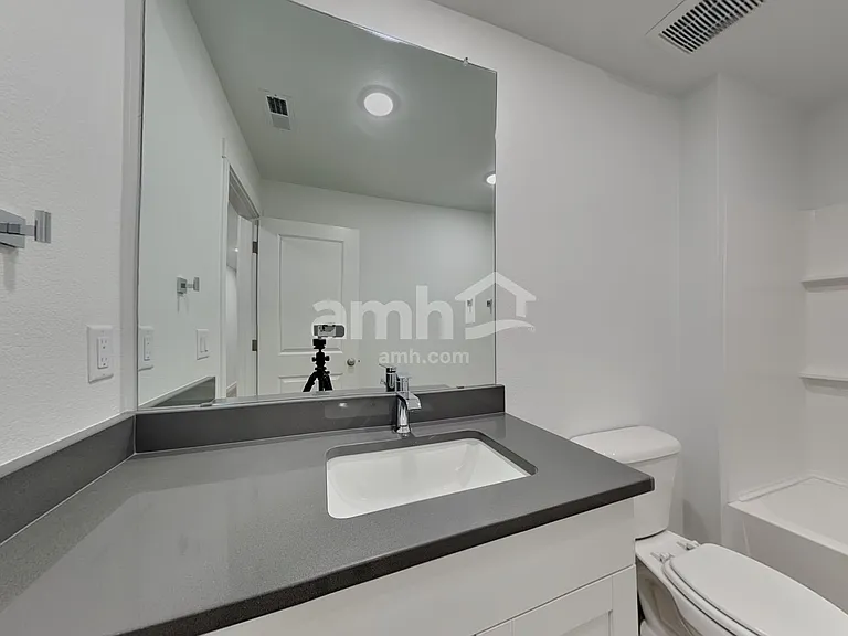 330 N Addison Way — Photo 18