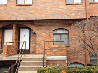 3220 Kennett Sq, Pittsburgh, PA 15213