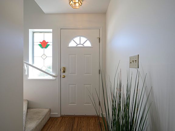 2nd image of 4965 47th Ave #1