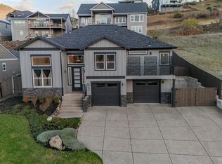 531 La Strada Cir, Medford, OR 97504