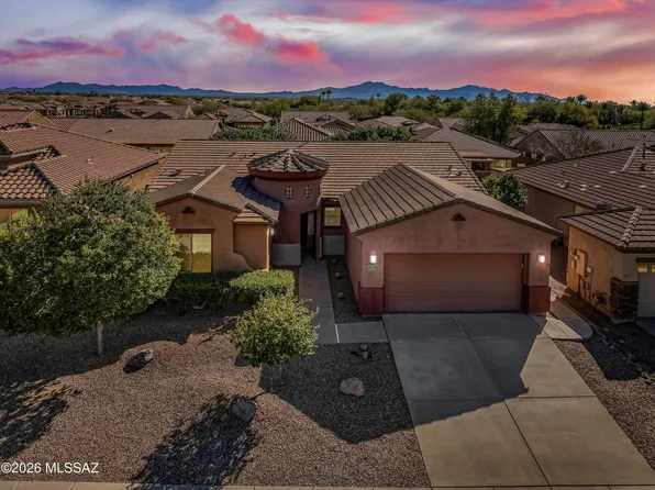 13914 E Carruthers St, Vail, AZ 85641