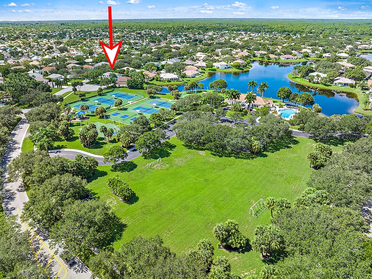 1225 Egret Cir S — Photo 44