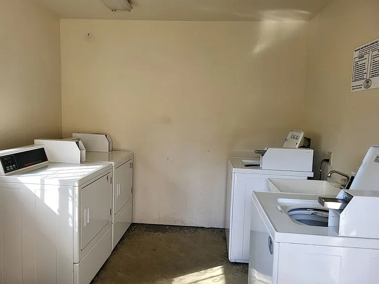 818 E Tabor Ave — Photo 15