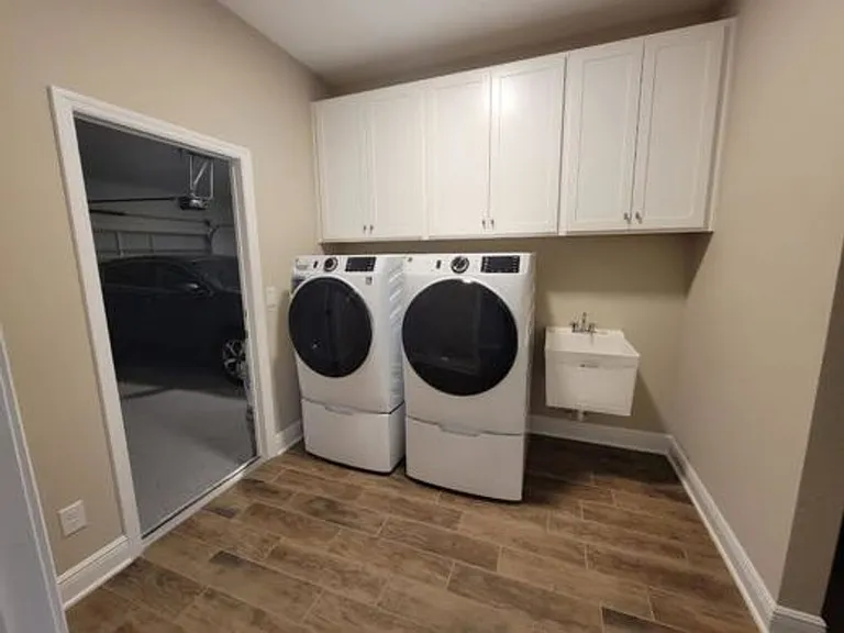 16142 Monterey Greens Cir — Photo 31