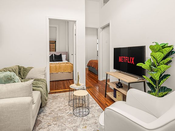 4th image of 158 1st Ave APT 2