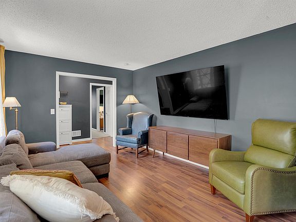 5th image of 443 Pittsdowne Rd