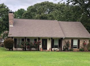 4206 Amesdale Dr, Texarkana, TX 75503