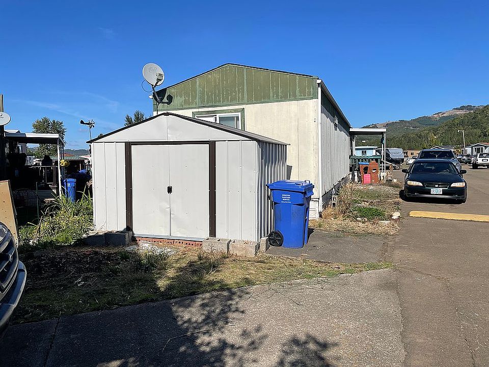2nd image of 407 Lad Ln