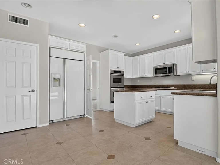 11217 Ravenna Ln — Photo 29