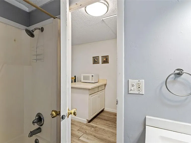 2490 SW 14th Dr #23 — Photo 9