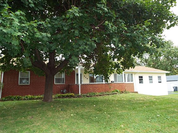 2nd image of 506 Lawrence Ave