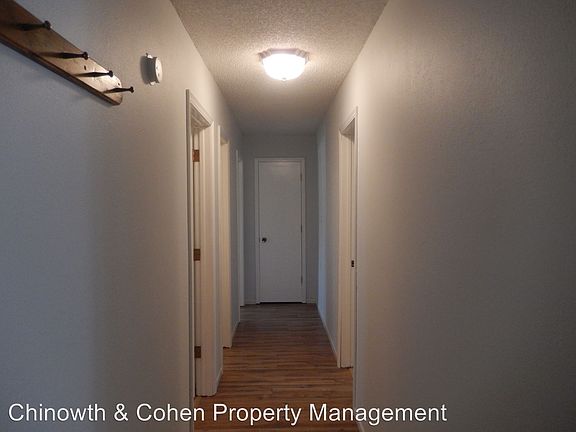 3rd image of 1341 Aspen Ln
