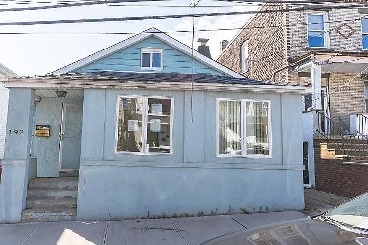 1st image of 192 Virginia Ave