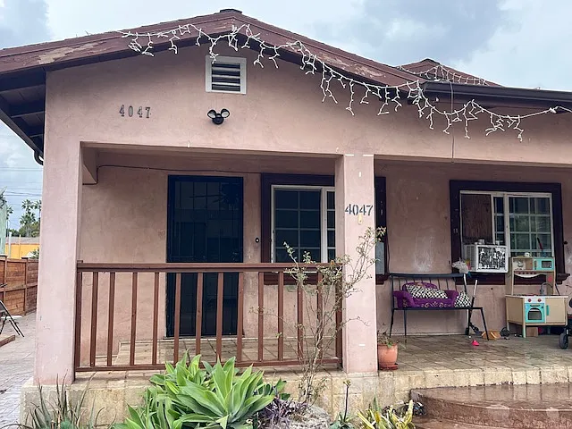 4047 S Harvard Blvd — Photo 18