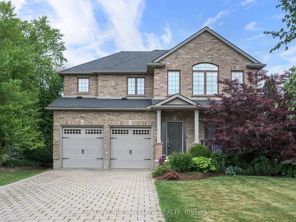 1388 Kains Woods Ter, London, ON N6K 4Z7