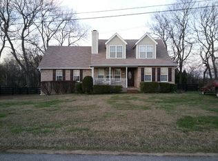 2816 Bloomfield Dr, Thompsons Station, TN 37179