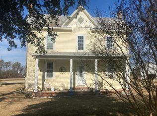 213 Shackleford Rd NE, Pikeville, NC 27863