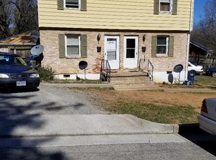 2408 Lyndhurst St NW #2408 & 2410, Roanoke, VA 24012