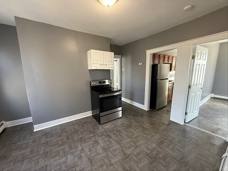 27 Carleton Ave #2 — Photo 11