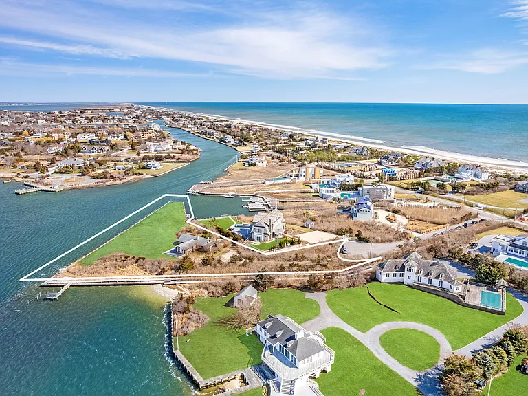 1 Waters Edge Dr — Photo 25