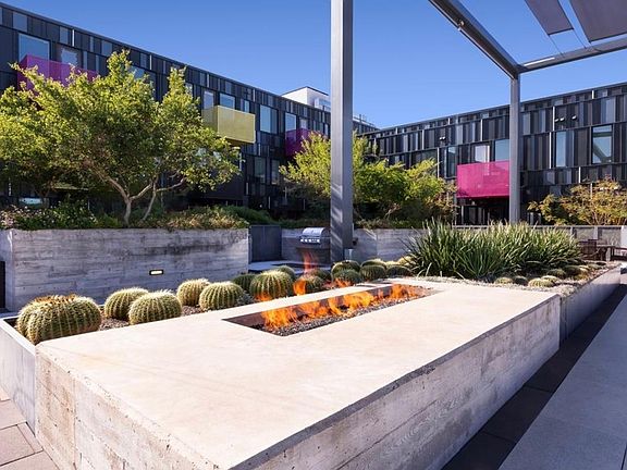 2nd image of 1102 S Lamar Blvd #1369