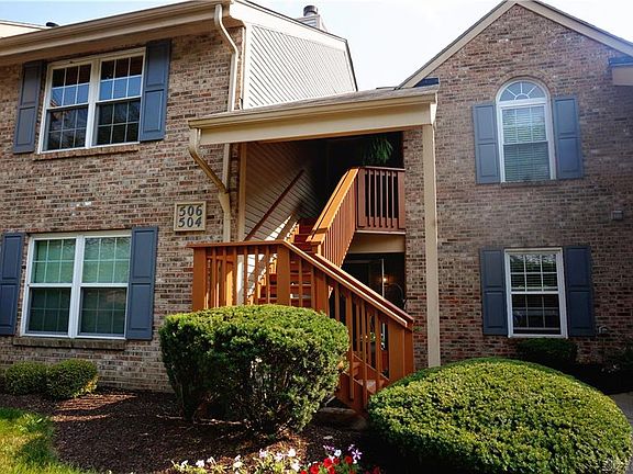 2nd image of 506 Waterfront Pl