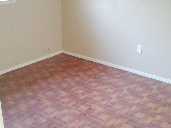 1st bedroom