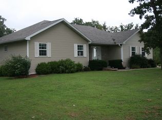 14031 E Stolid Rd, Nevada, MO 64772