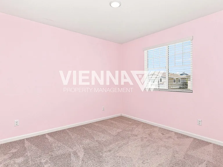 3033 Welton Cir — Photo 15