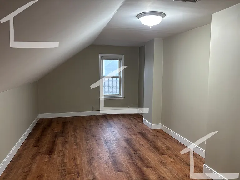 24 Armington St #1 — Photo 14