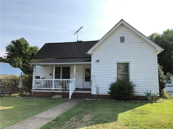 136 Main St, Mocksville, NC 27014