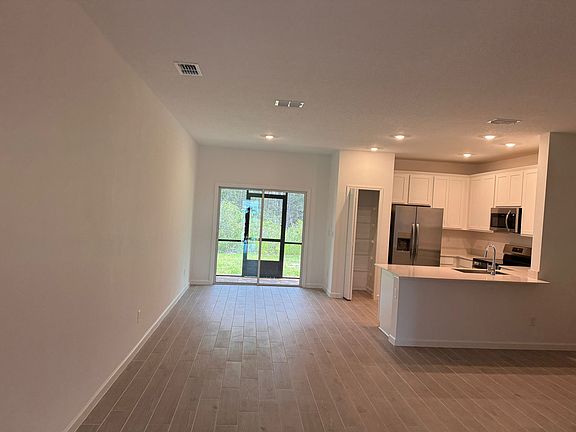 2nd image of 332 Belfort Ct