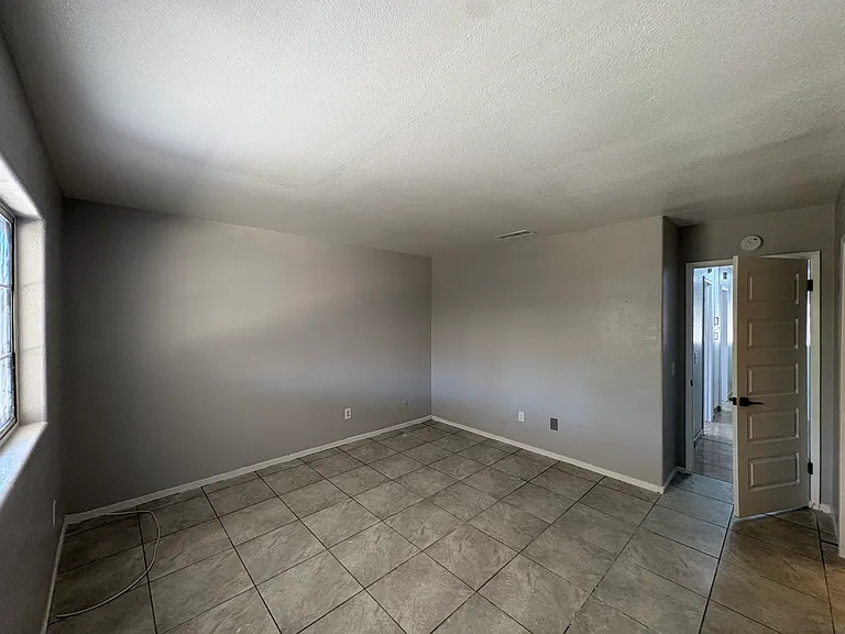 608 C Quiroz St — Photo 20