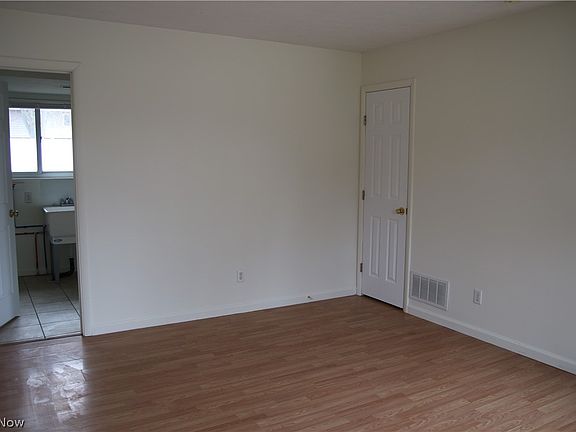 5th image of 4728 Fishcreek Rd