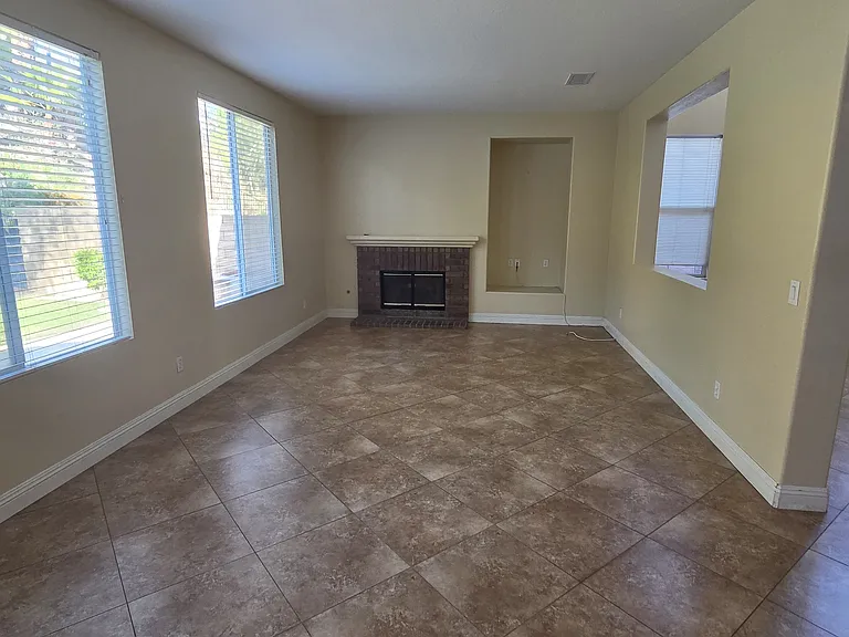 20009 Franks Way — Photo 6