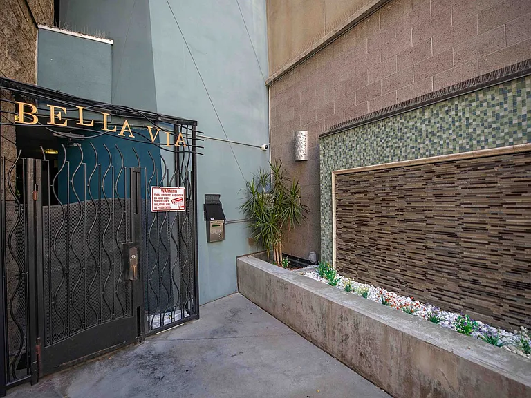 1608 India St #509 — Photo 2
