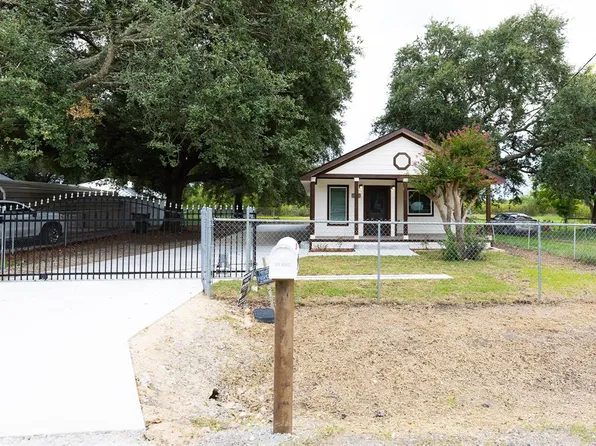 2050 58th Street, Port Arthur, TX 77640