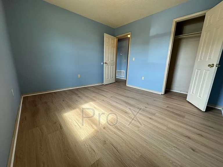 121 Elm St #2-1-4 — Photo 6