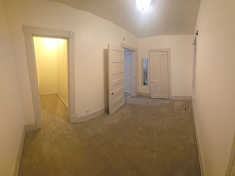 1818 N Pulaski St #2 — Photo 7