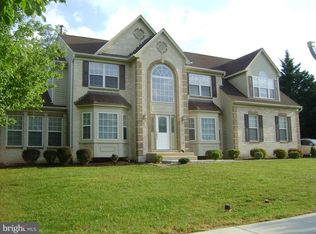 2305 Thornknoll Dr, Fort Washington, MD 20744