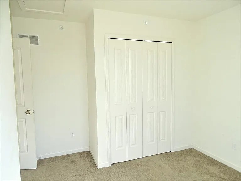 126 Wheatstone Ln — Photo 16
